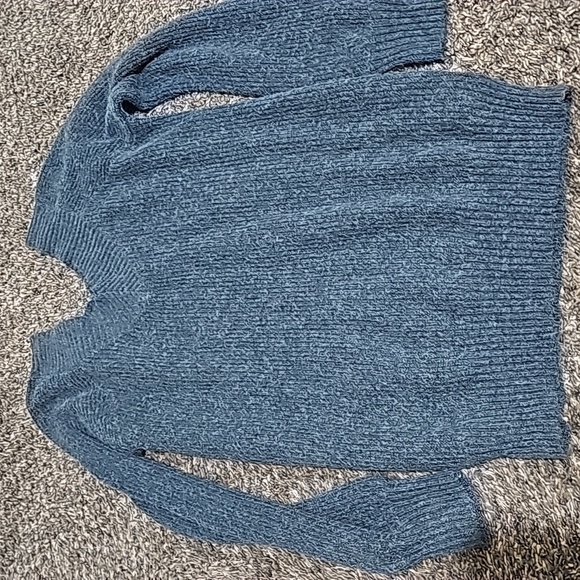 Tunic length sweater, Bryon Bay - Picture 1 of 3